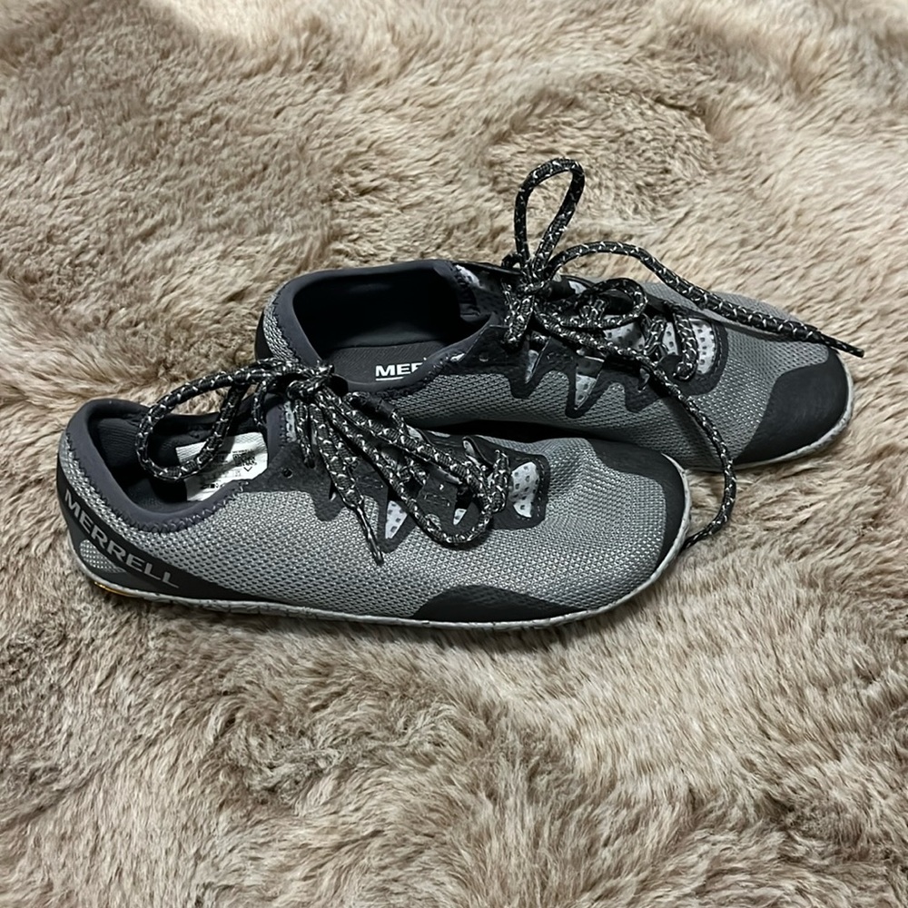 Women’s Merrell Vapor Glove. Size 6.5. Brand new.